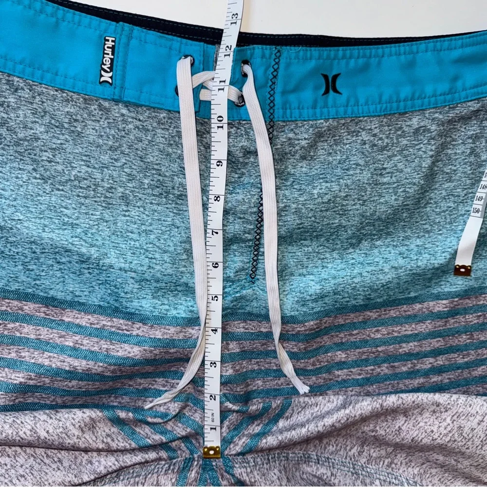Hurley Phantom Board Shorts Size 34‎ Gray Blue Striped Swim Surf
